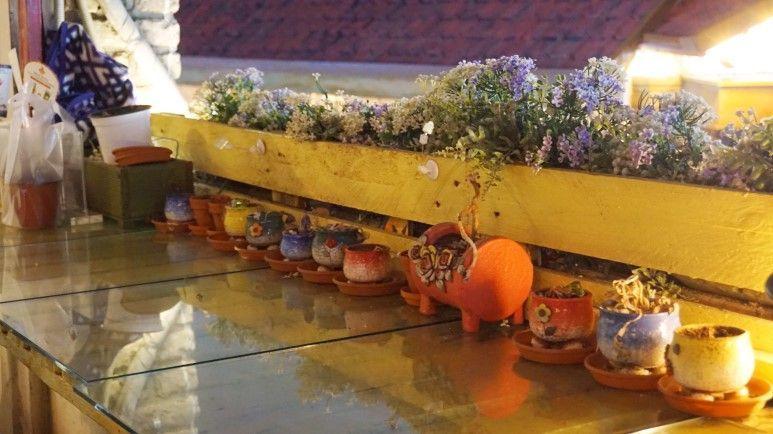 6 Amazing bars in Hapjeong These 6 bars all have different characters and style. Some of them will blow your mind!